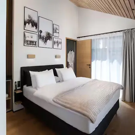 Hearthell & Bison Lake View * Zell am See